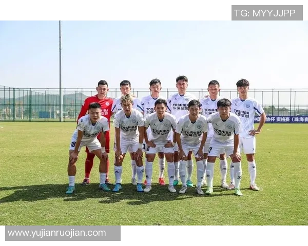 杭州足球队转型之路的纪实探索与发展历程全景回顾 杭州足球队转型之路的纪实探索与发展历程全景回顾